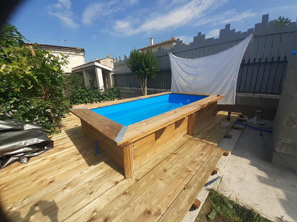 Chez Jeanfi Bed & Breakfast Fronsac  Exterior foto