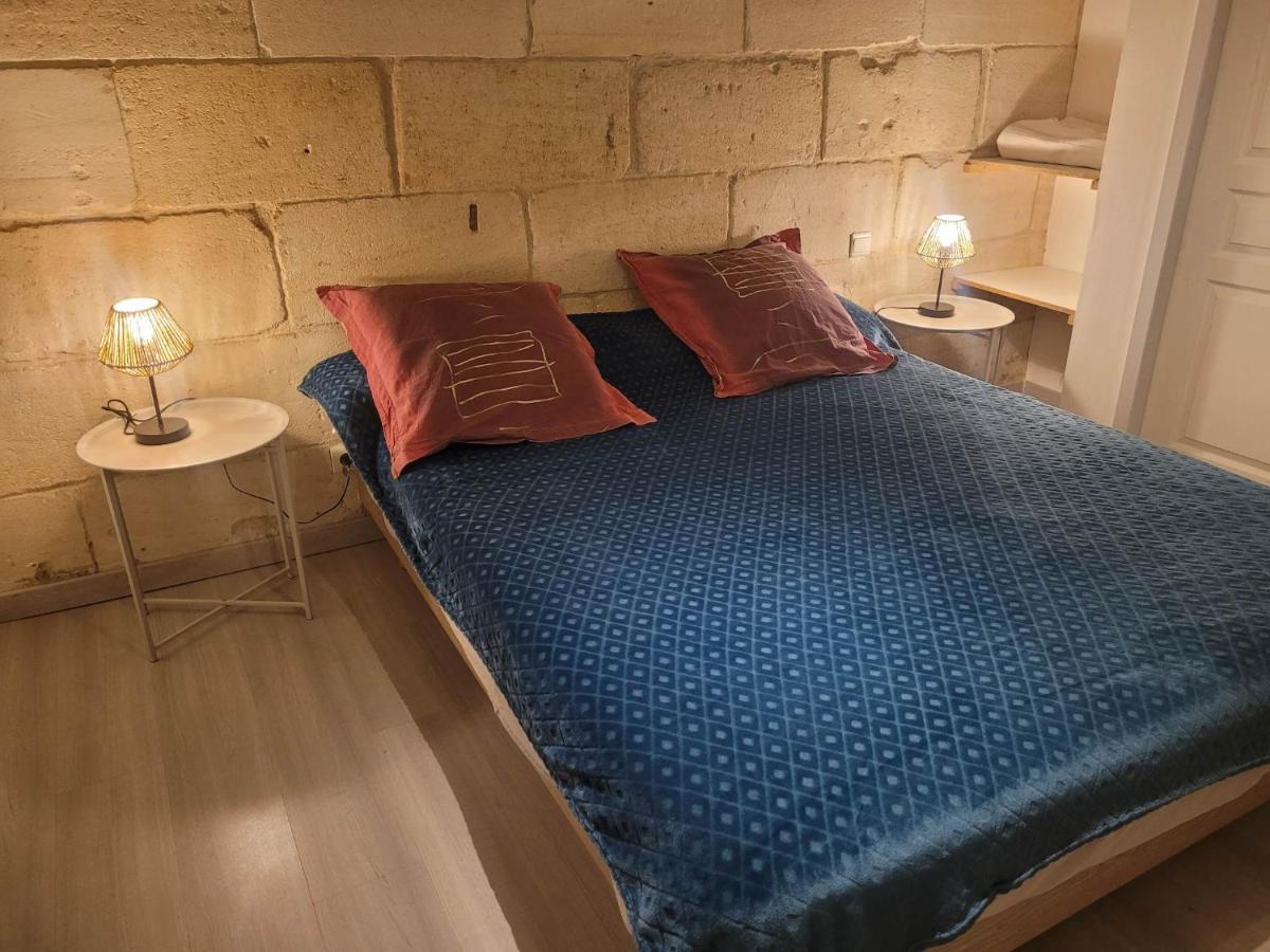 Chez Jeanfi Bed & Breakfast Fronsac  Exterior foto