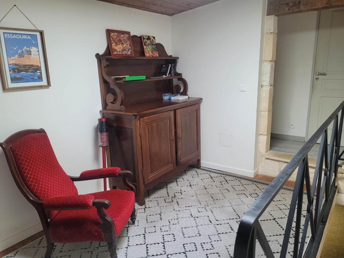 Chez Jeanfi Bed & Breakfast Fronsac  Exterior foto